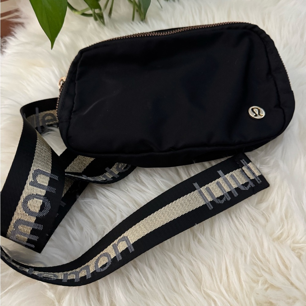 Lululemon Black Belt Bag